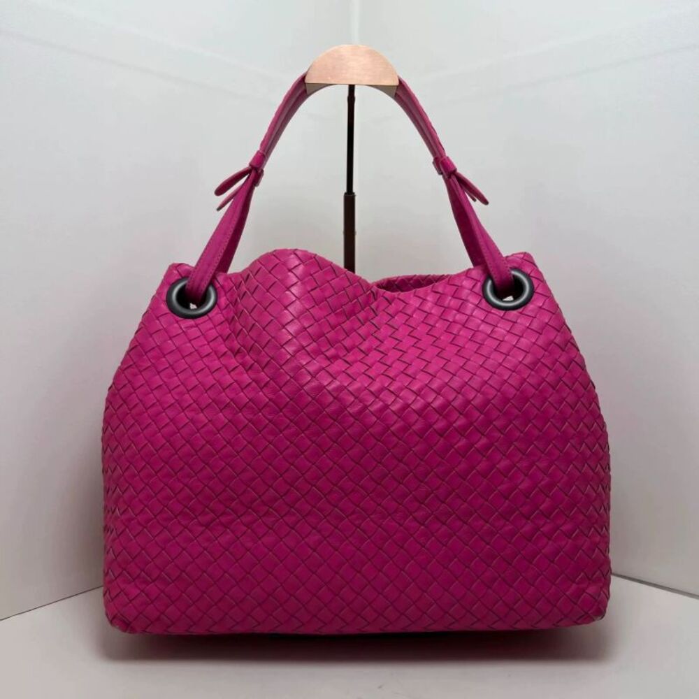 Bottega Veneta Women Pre-Loved Bag Very Good Condition